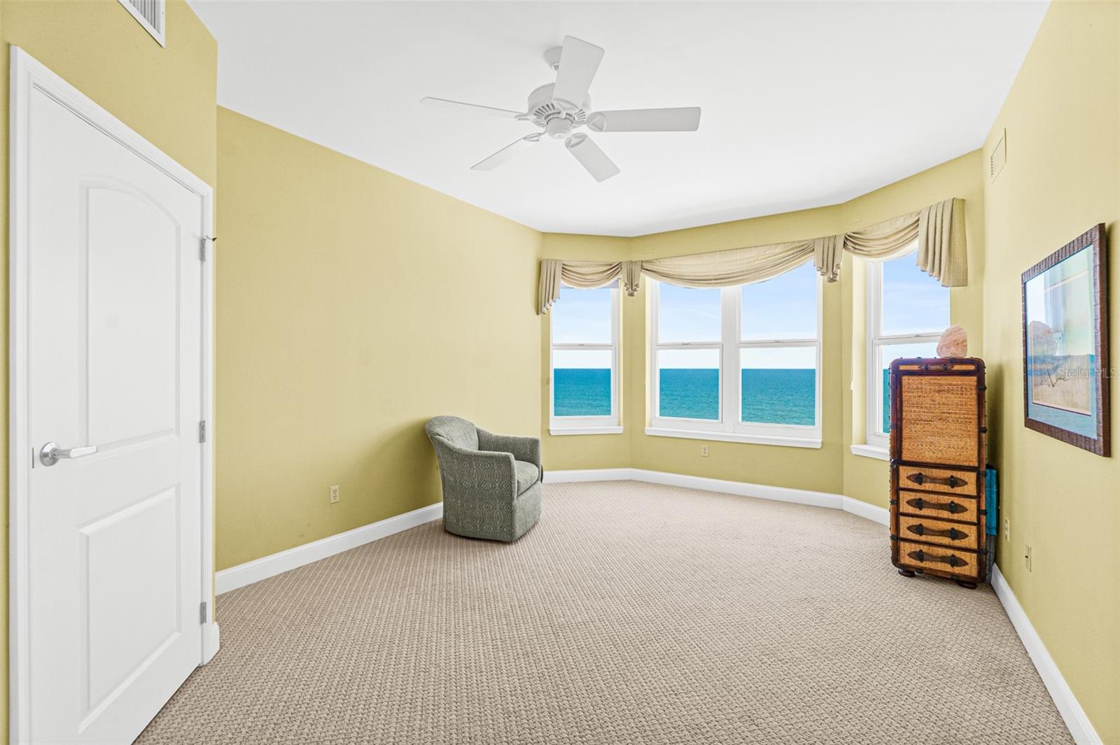 Image 58 of 84 For 3703 Atlantic Avenue 1007