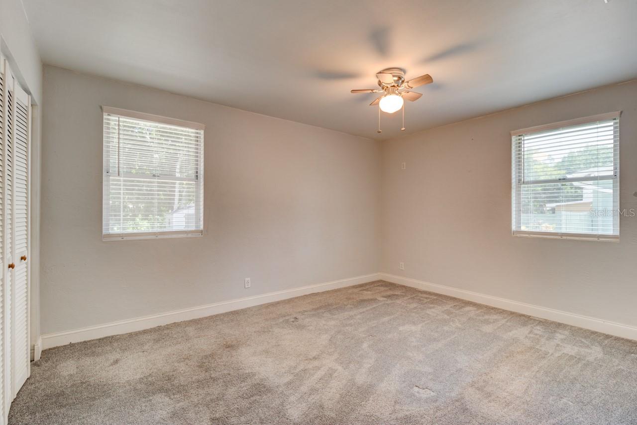 Image 12 of 23 For 635 Lanvale Avenue