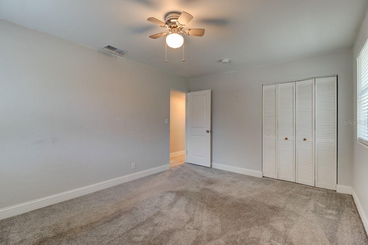 Image 13 of 23 For 635 Lanvale Avenue