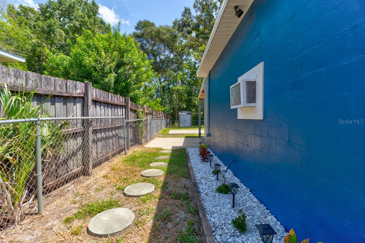 Image 23 of 23 For 635 Lanvale Avenue