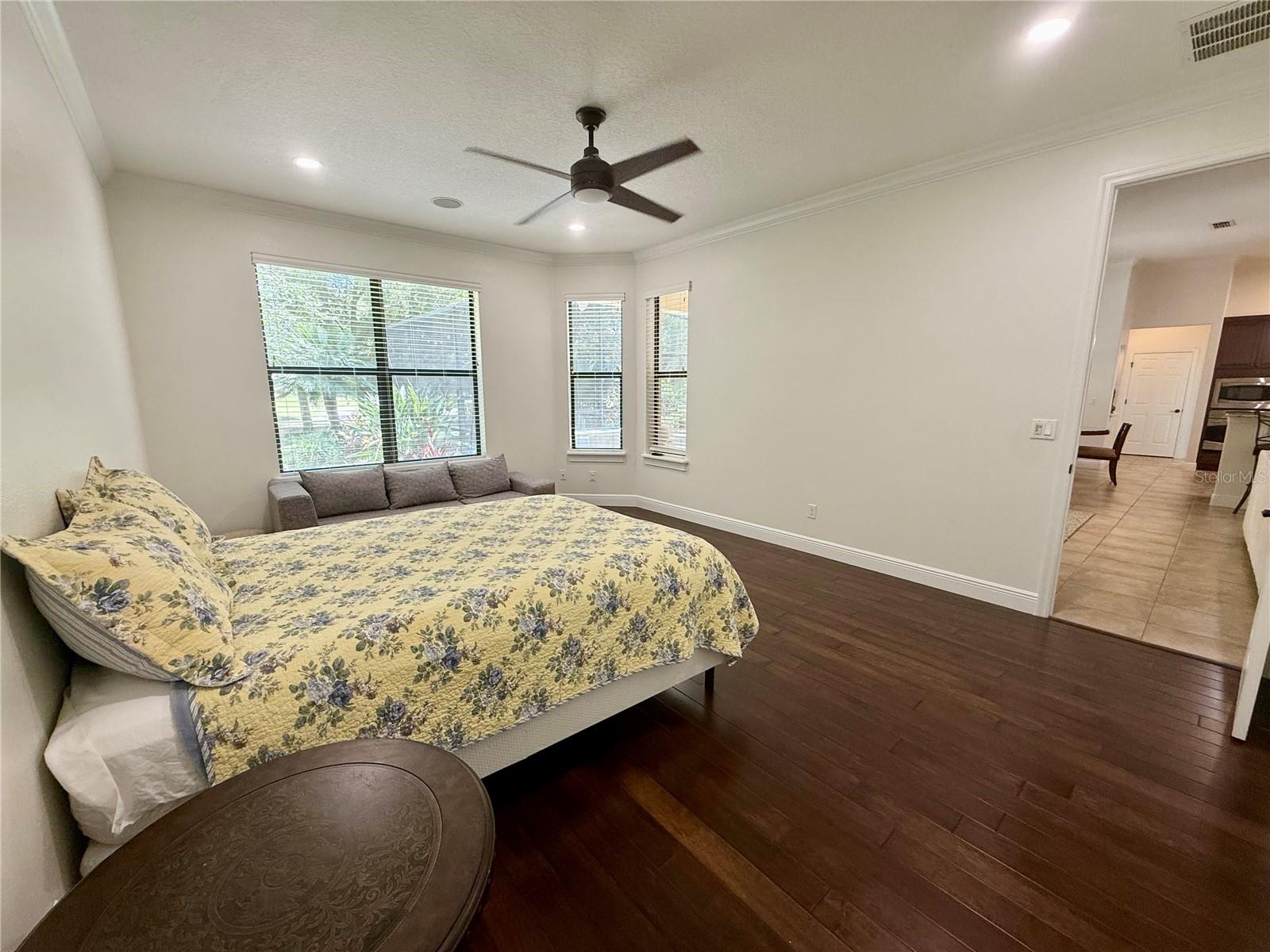Image 30 of 84 For 502 Victoria Hills Drive