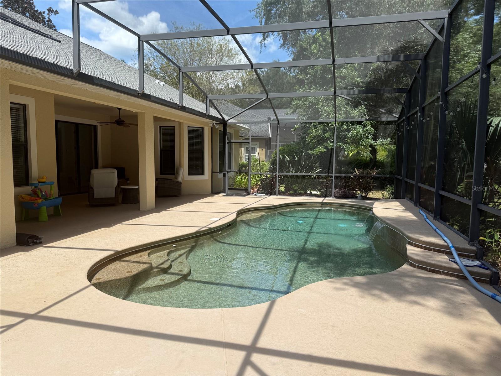 Image 61 of 84 For 502 Victoria Hills Drive