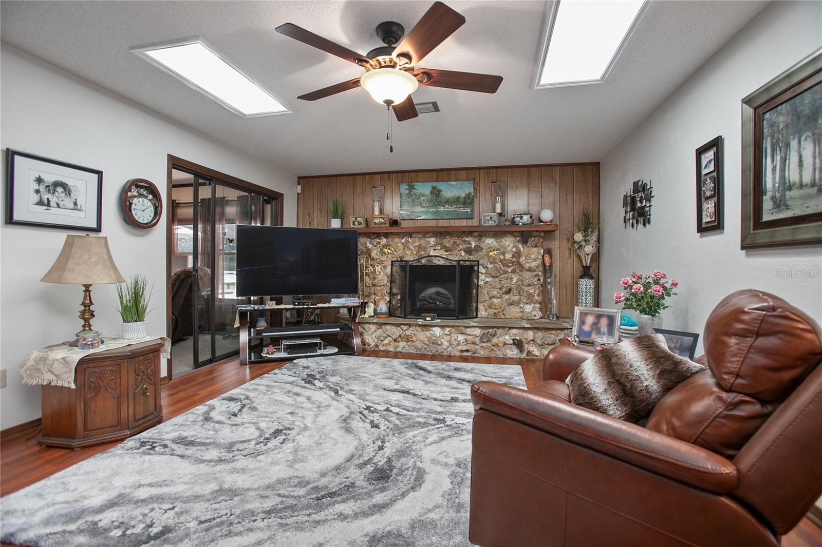 Image 15 of 37 For 2438 Dartmouth Road