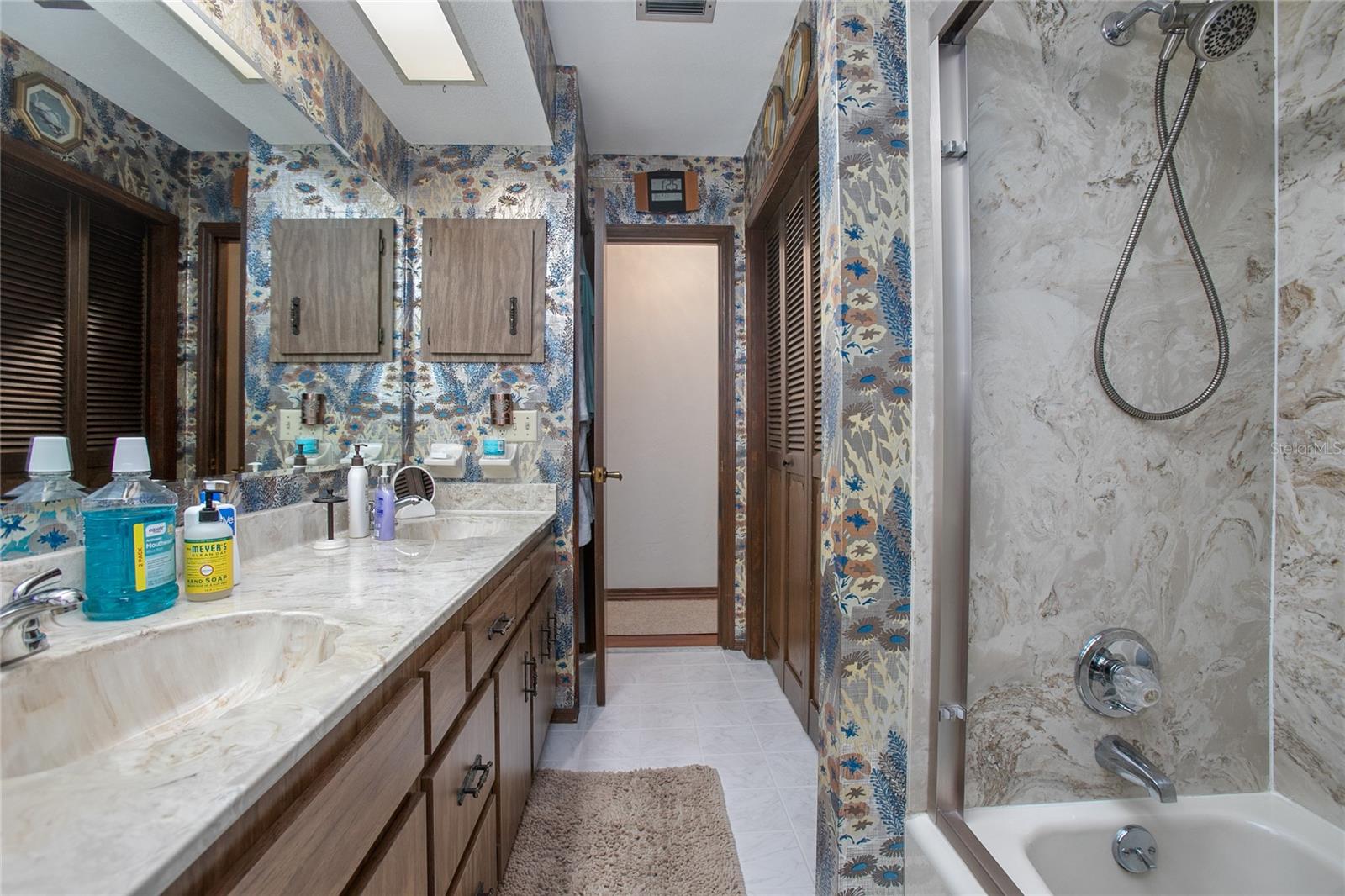 Image 25 of 37 For 2438 Dartmouth Road