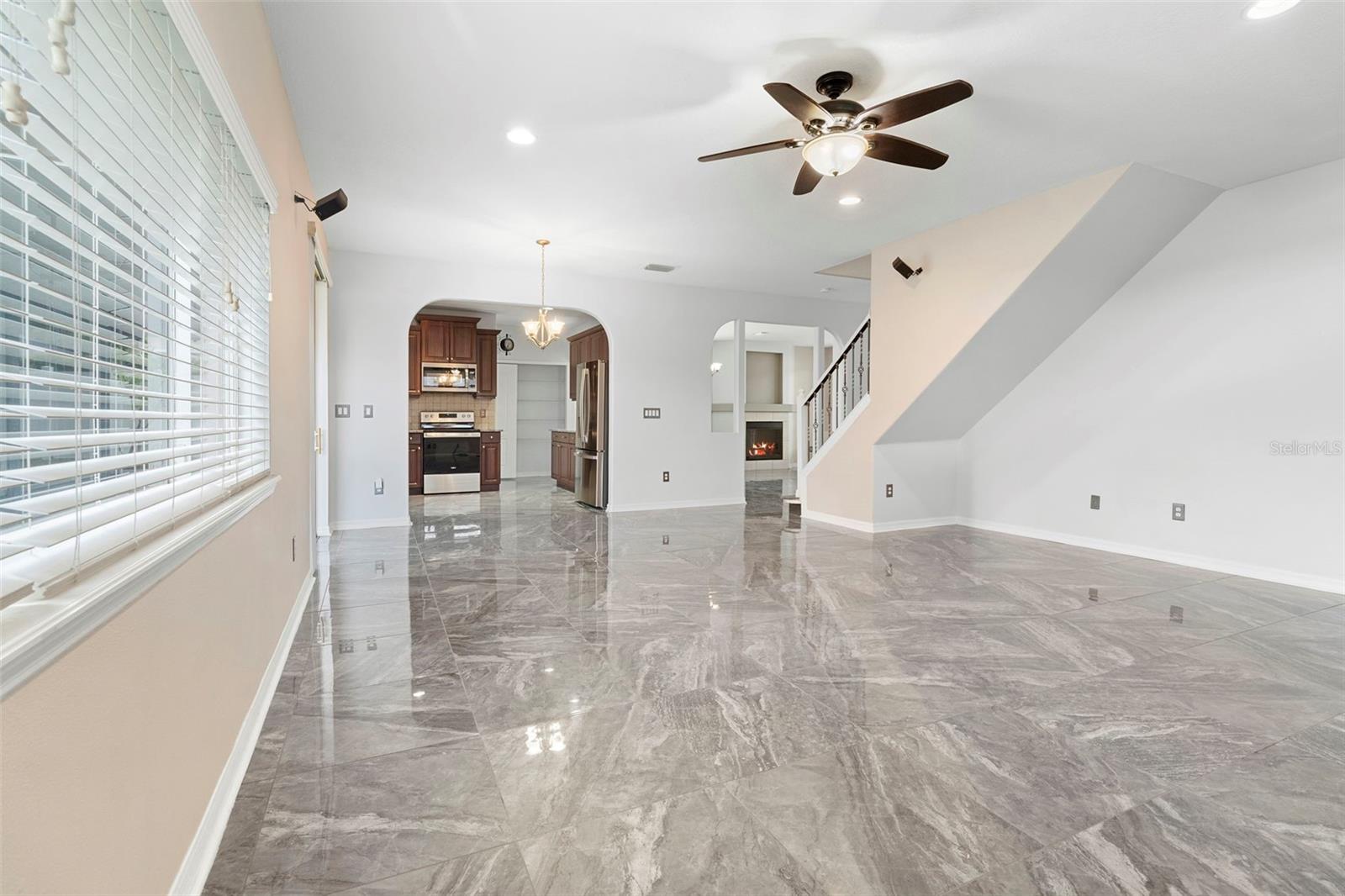 Image 18 of 45 For 524 Quail View Court