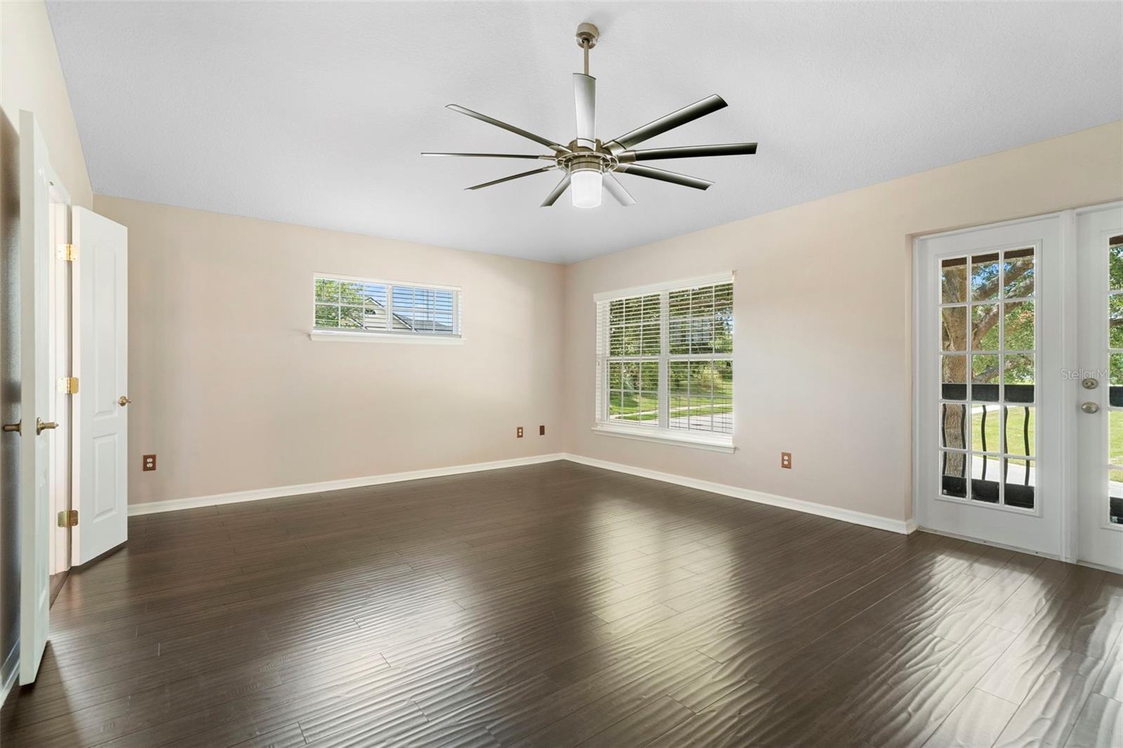 Image 22 of 45 For 524 Quail View Court