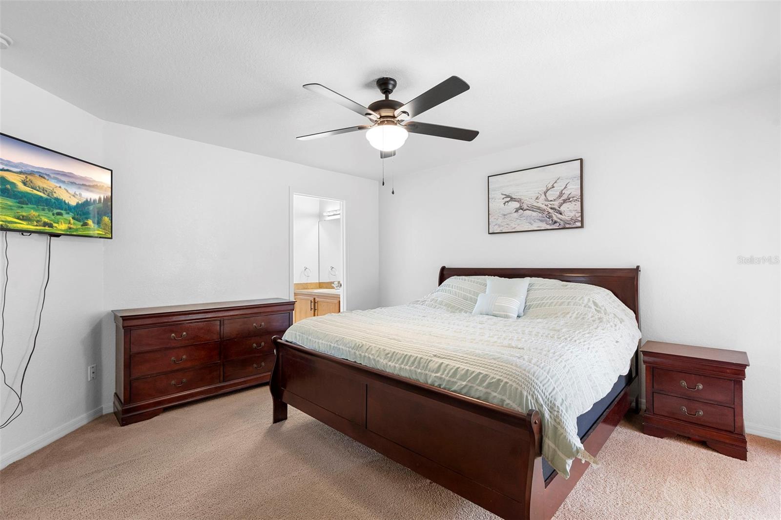 Image 13 of 24 For 944 9th Avenue