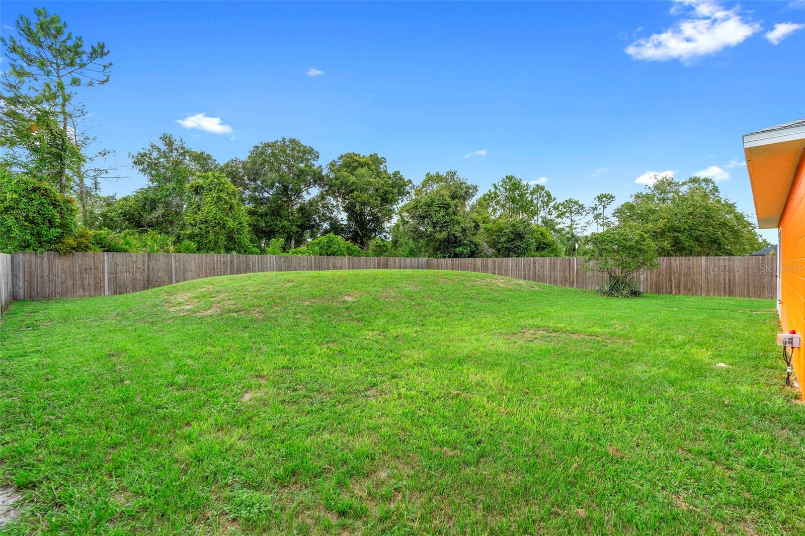 Image 21 of 24 For 944 9th Avenue