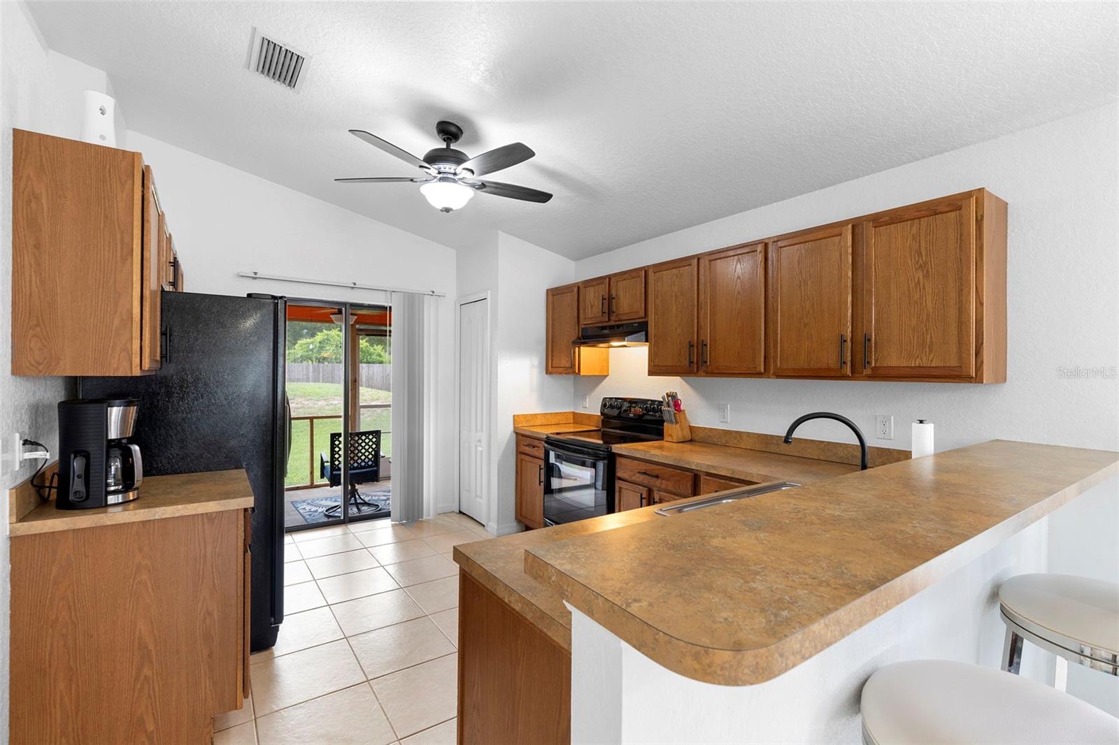 Image 3 of 24 For 944 9th Avenue