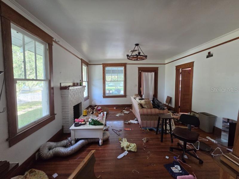 Image 4 of 10 For 339 Central Avenue