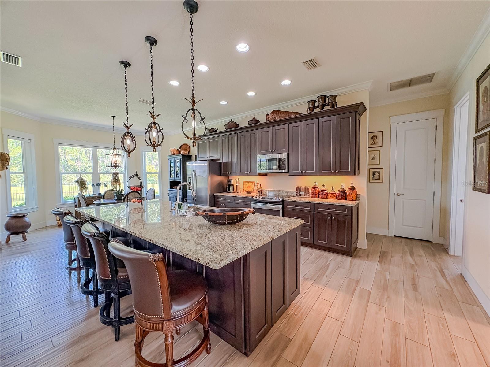 Image 8 of 26 For 3209 Medici Boulevard