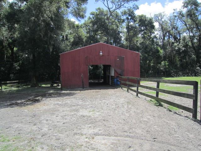 Image 15 of 45 For 975 Rolling Acres Drive