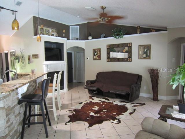 Image 26 of 45 For 975 Rolling Acres Drive
