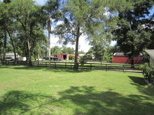 Image 8 of 45 For 975 Rolling Acres Drive