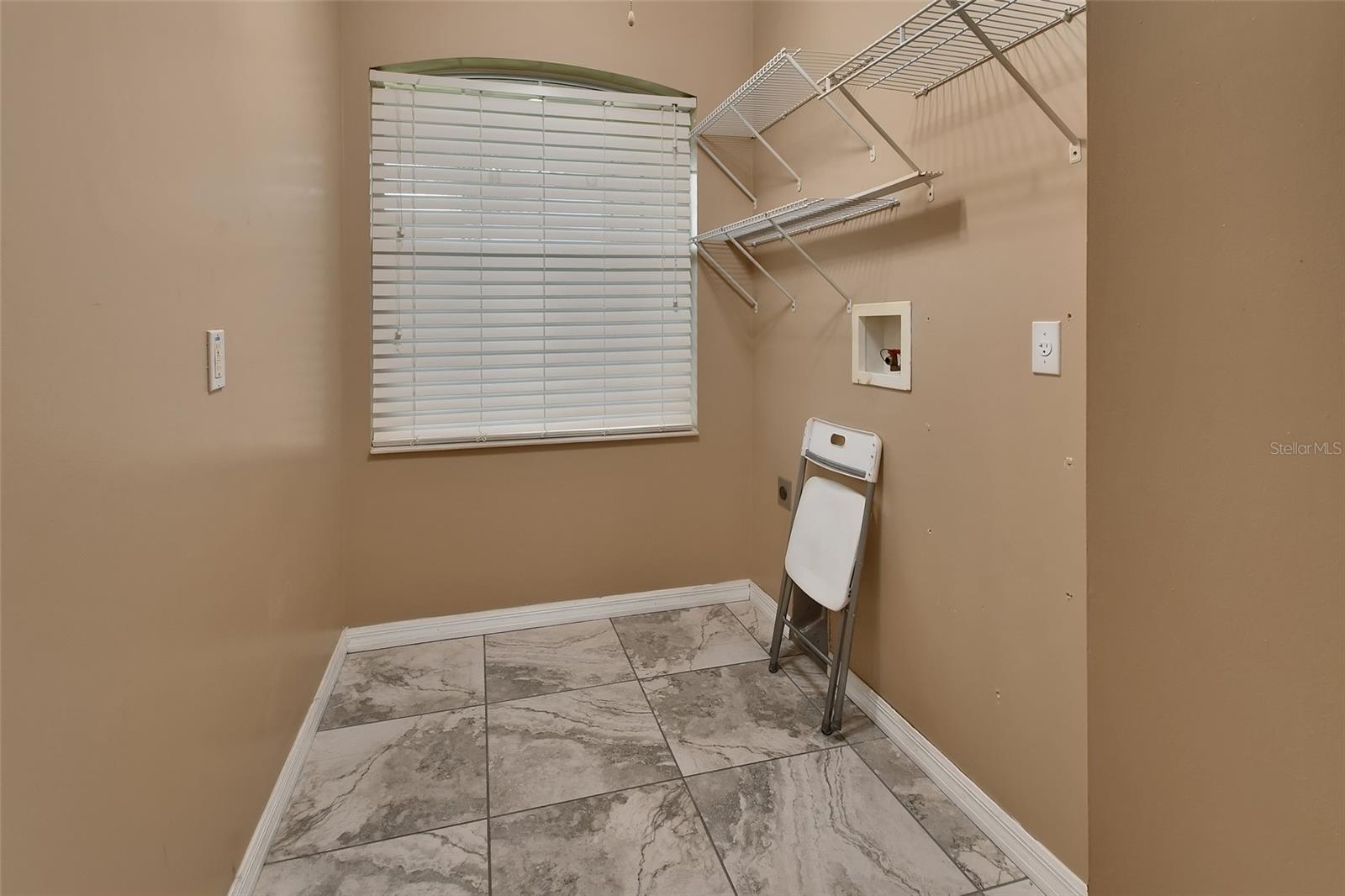 Image 32 of 50 For 1625 Meadowville Road