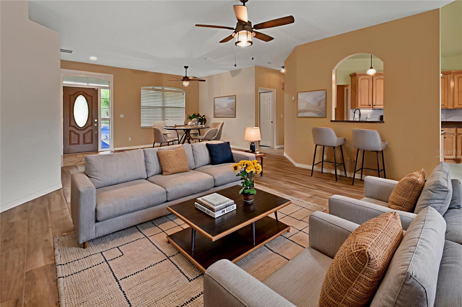 Image 4 of 50 For 1625 Meadowville Road