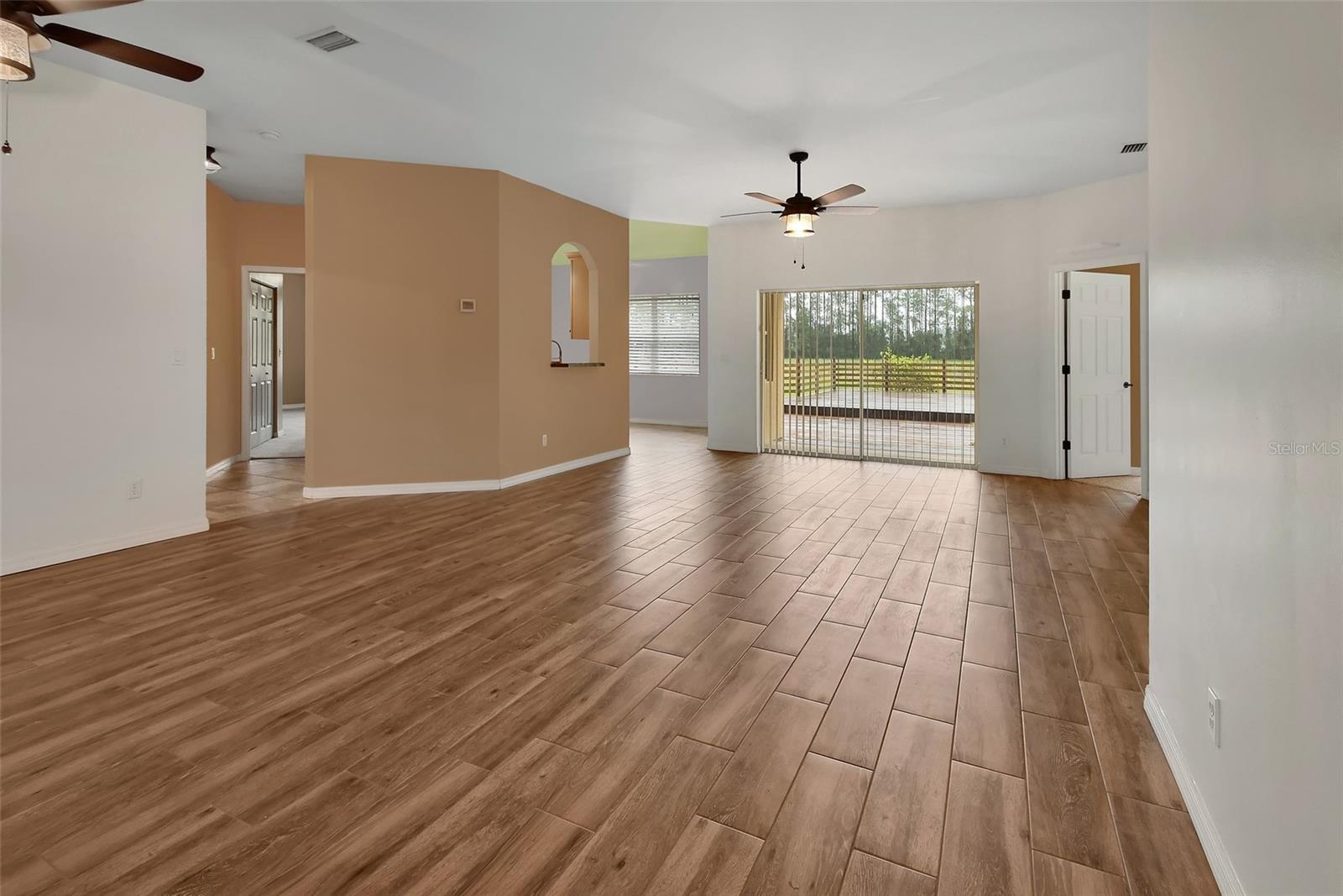 Image 8 of 50 For 1625 Meadowville Road