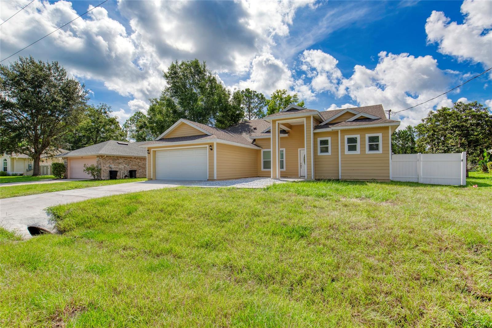 Image 4 of 65 For 67 Westrobin Lane