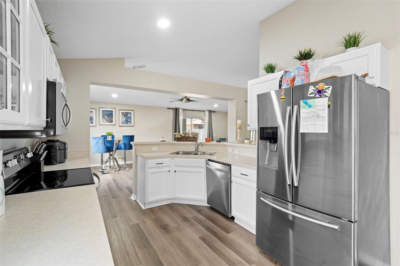 Image 11 of 47 For 110 Monterey Oaks Drive