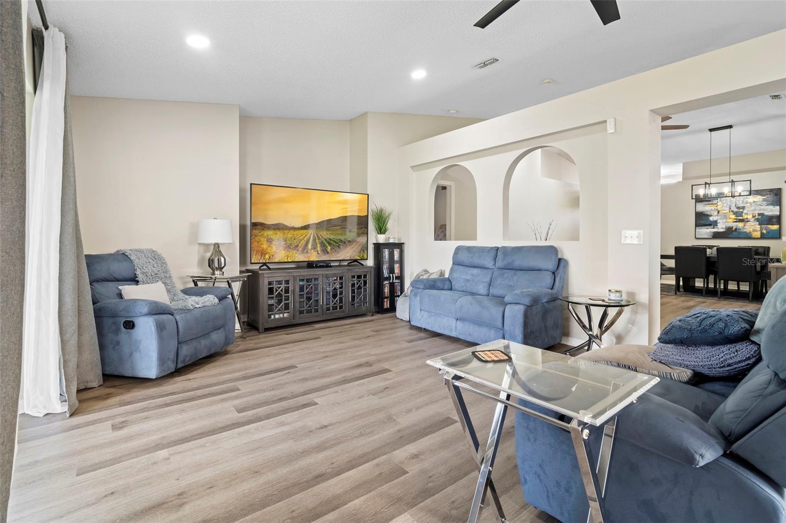 Image 15 of 47 For 110 Monterey Oaks Drive