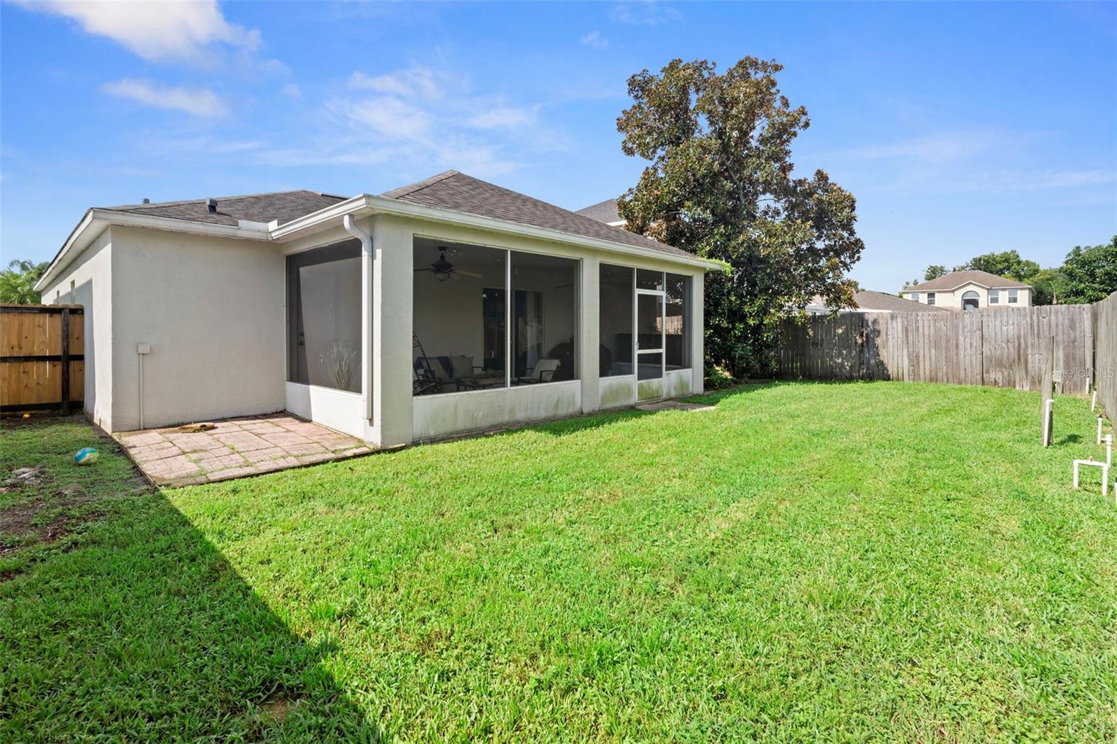 Image 39 of 47 For 110 Monterey Oaks Drive