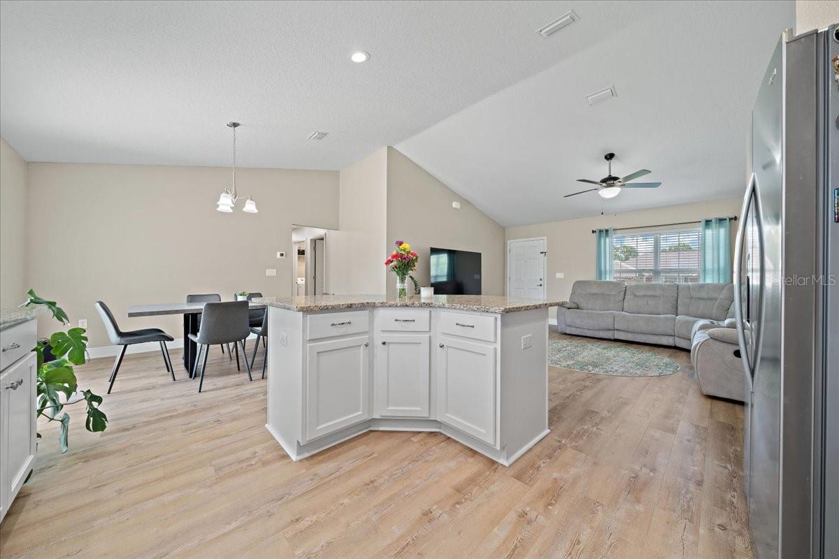 Image 10 of 31 For 12840 60th Court