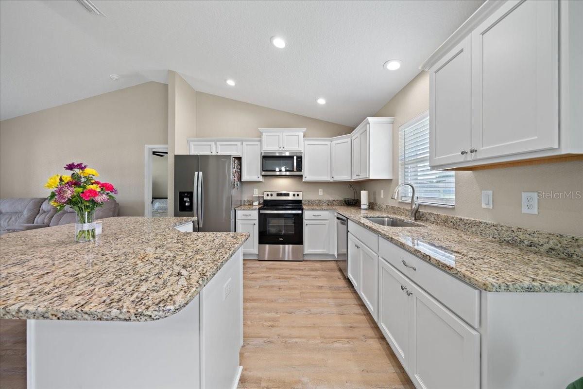 Image 12 of 31 For 12840 60th Court