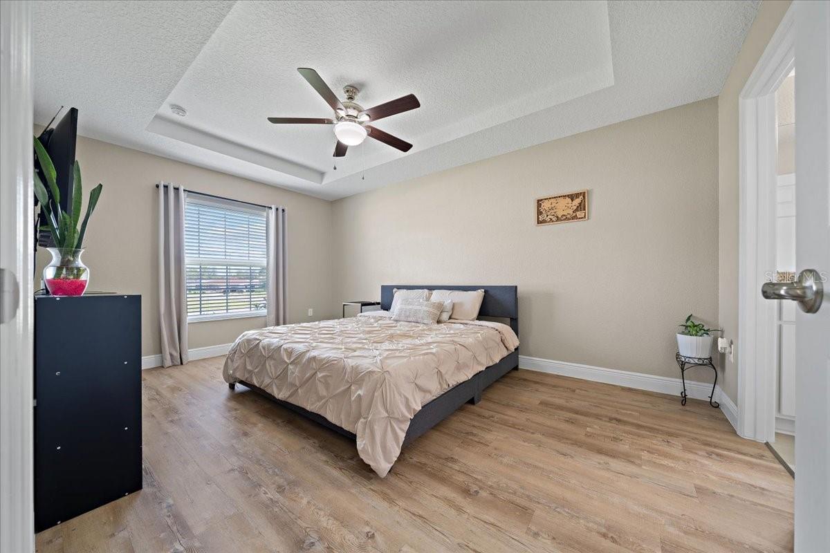 Image 14 of 31 For 12840 60th Court