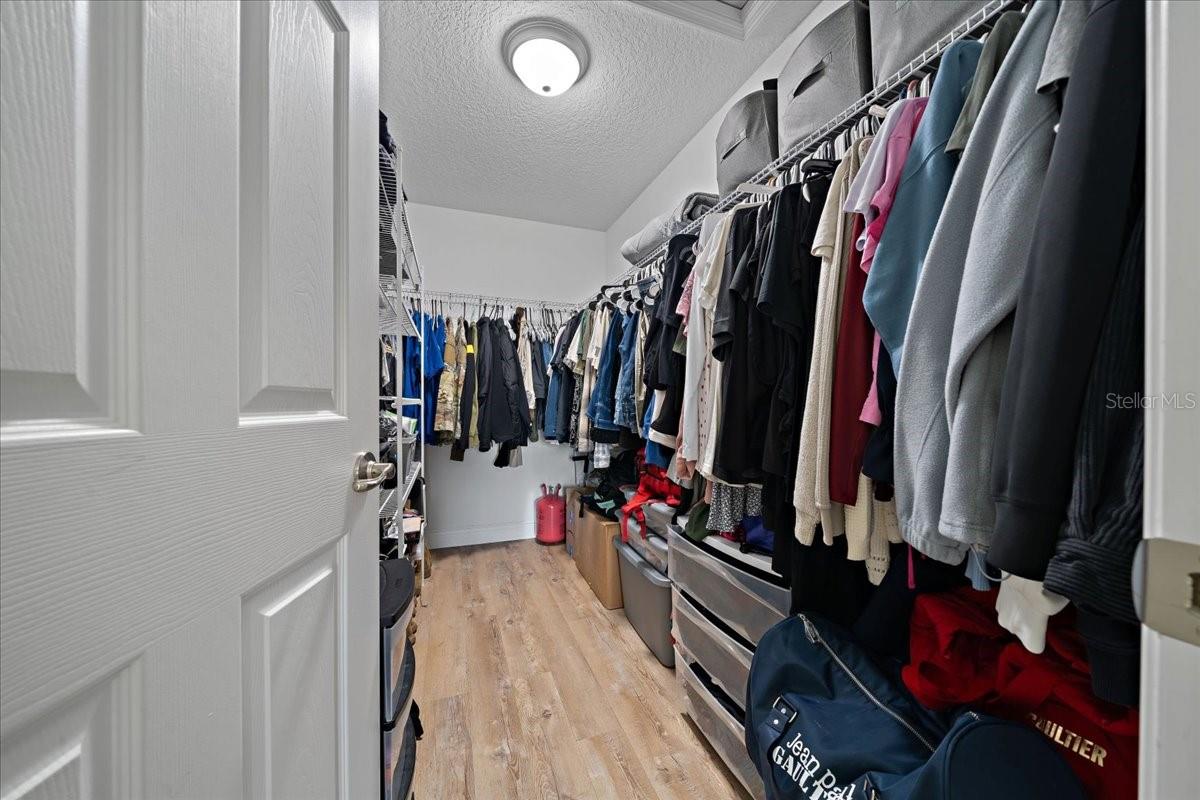 Image 16 of 31 For 12840 60th Court