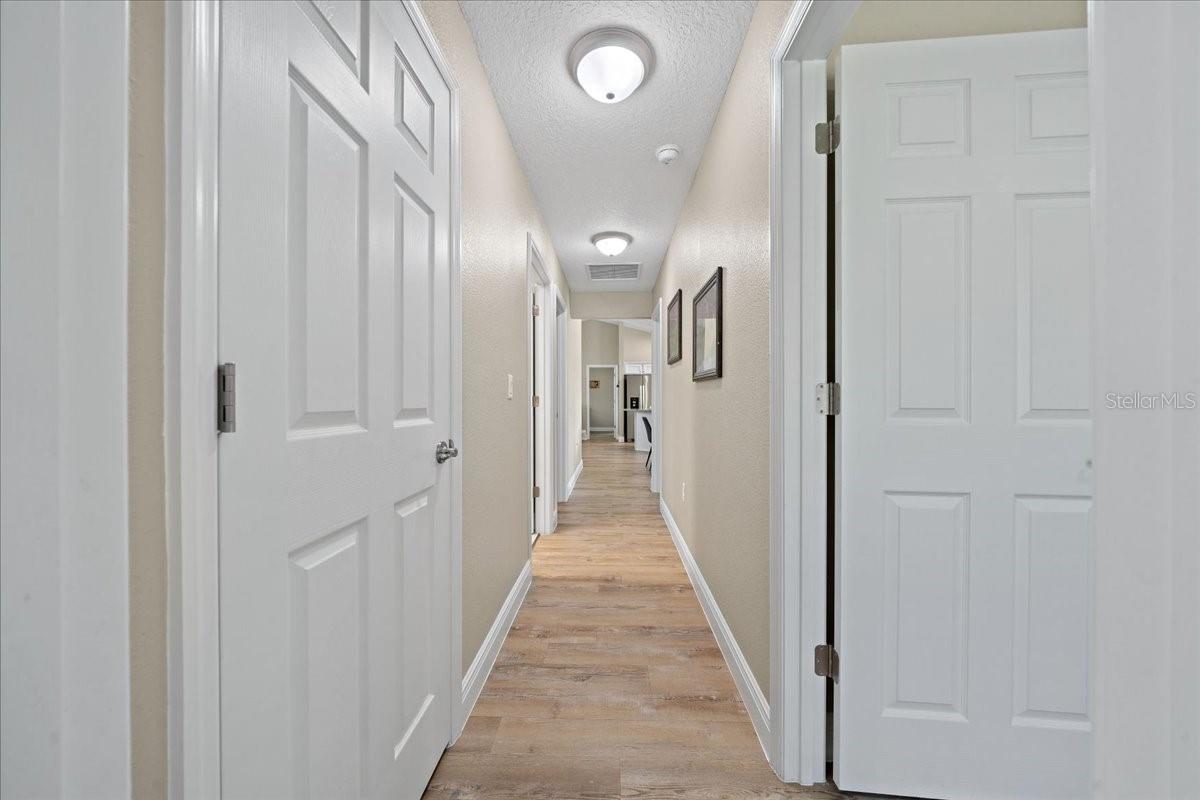 Image 18 of 31 For 12840 60th Court