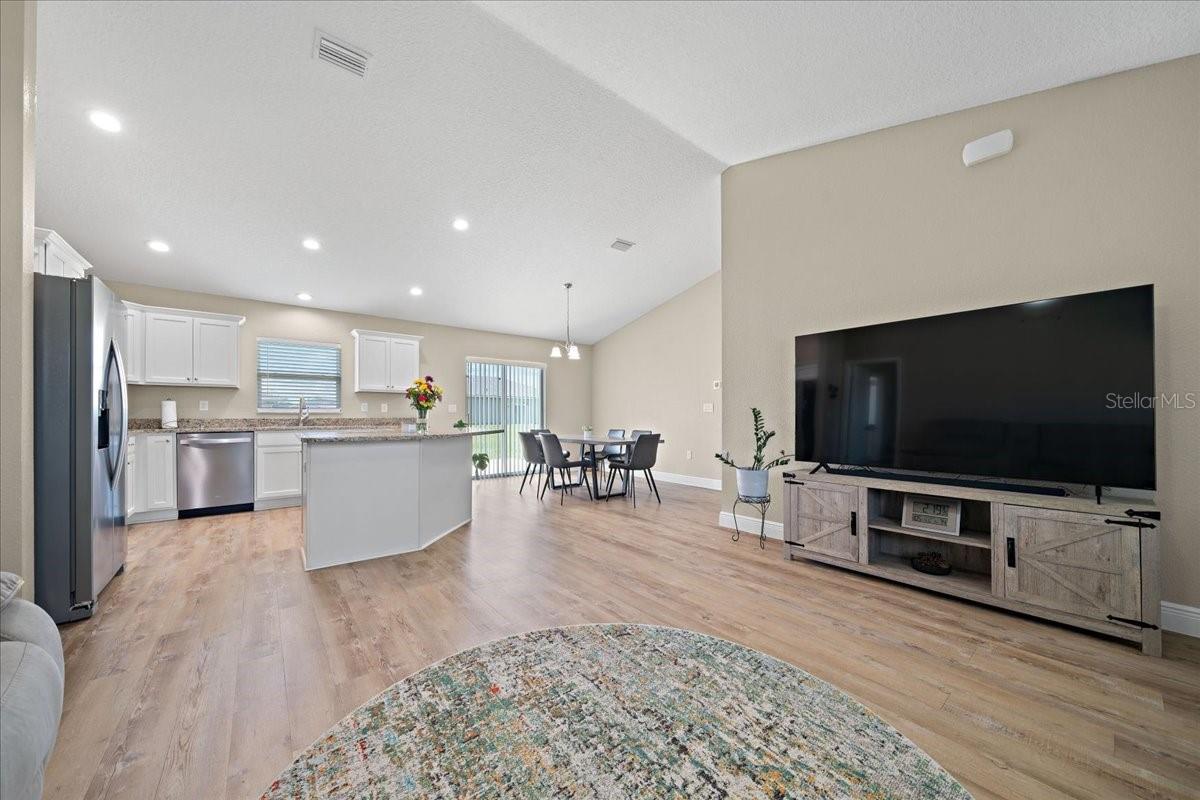 Image 7 of 31 For 12840 60th Court