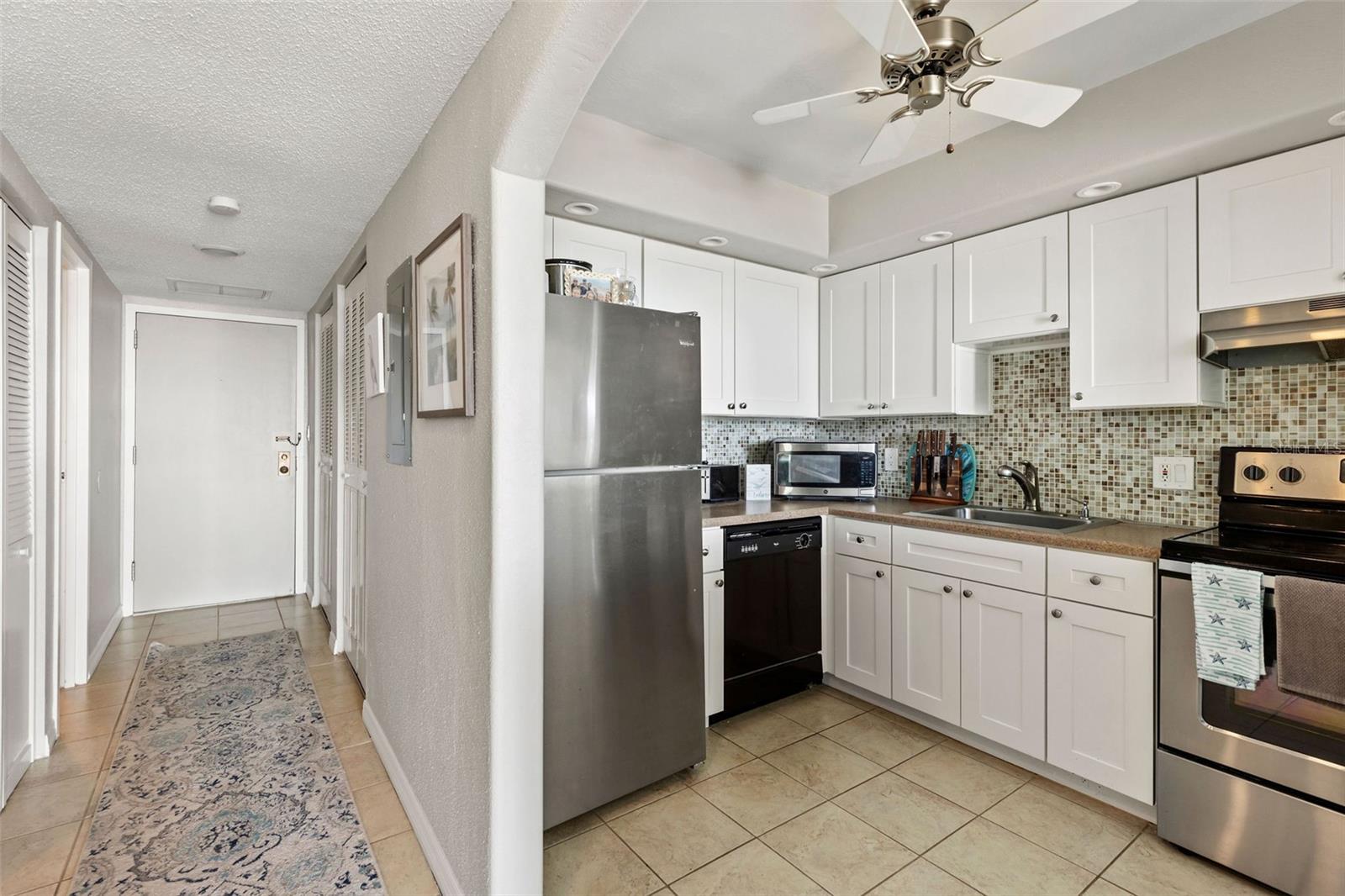 Image 4 of 56 For 935 Halifax Avenue 110