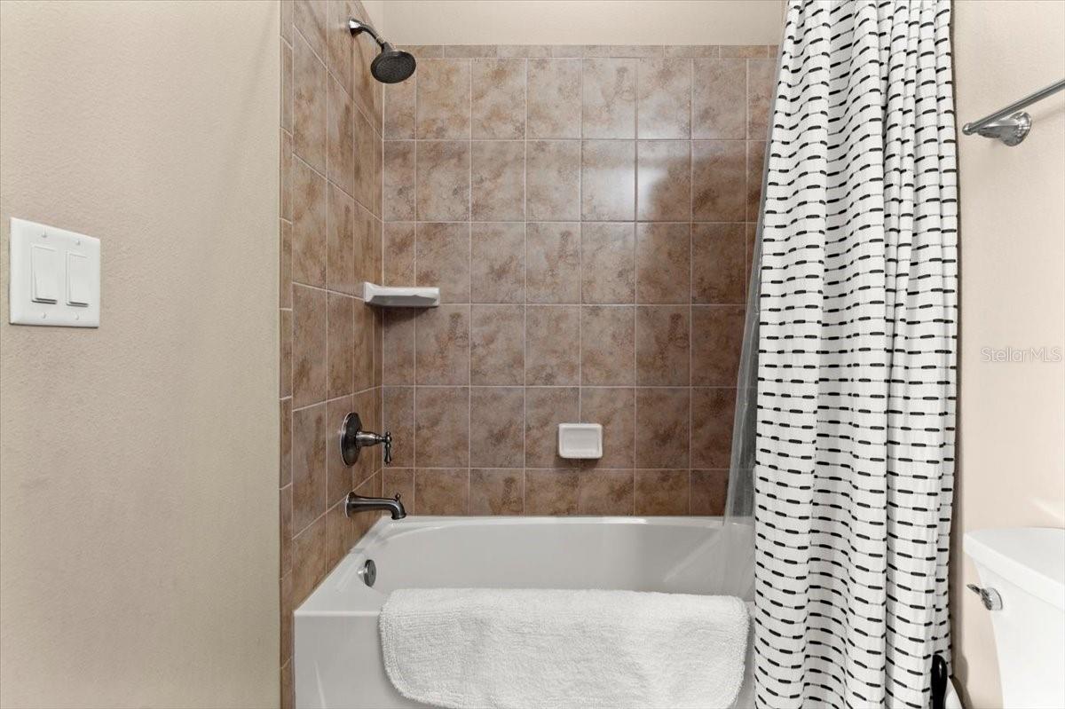 Image 19 of 43 For 6350 Hanfield Drive