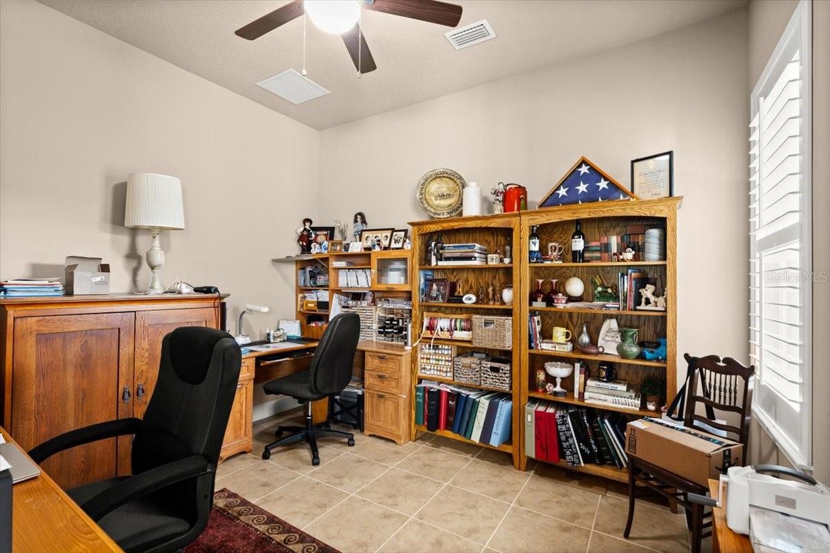 Image 4 of 43 For 6350 Hanfield Drive