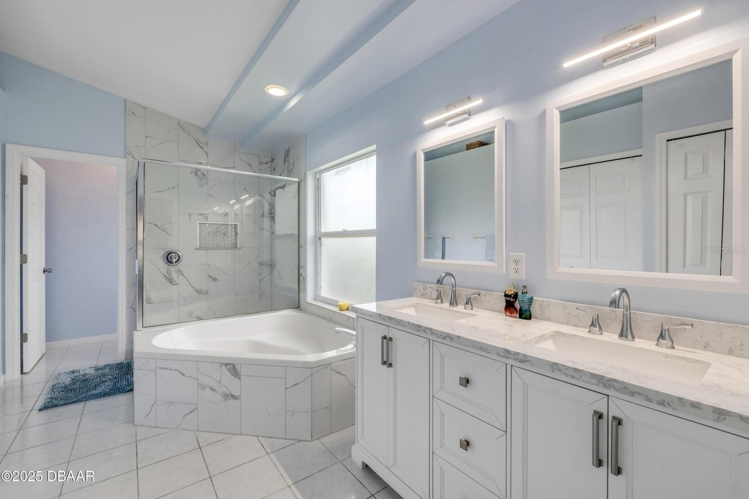 Image 12 of 31 For 1773 Arash Circle