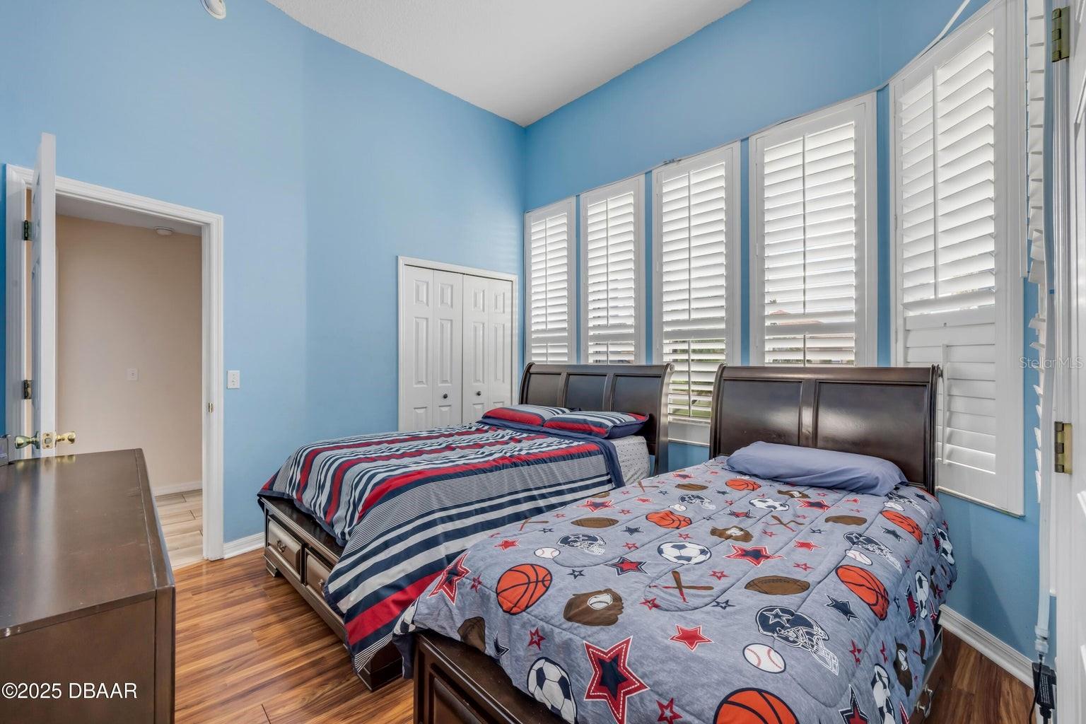 Image 16 of 31 For 1773 Arash Circle