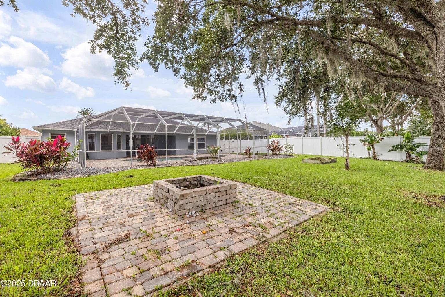 Image 25 of 31 For 1773 Arash Circle