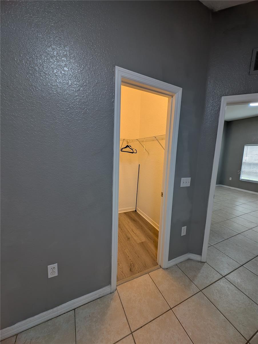 Image 12 of 19 For 970 Spring Garden Avenue 214