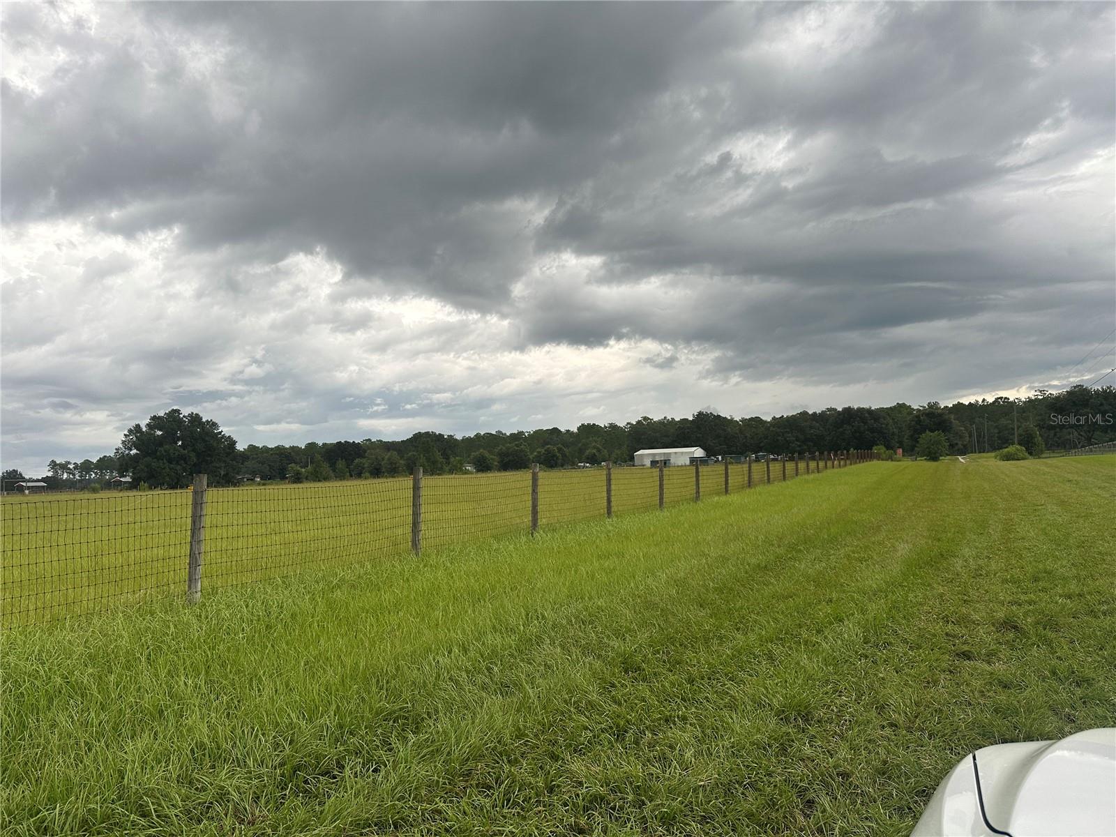 Listing photo id 22 for 16447 Trails End Road