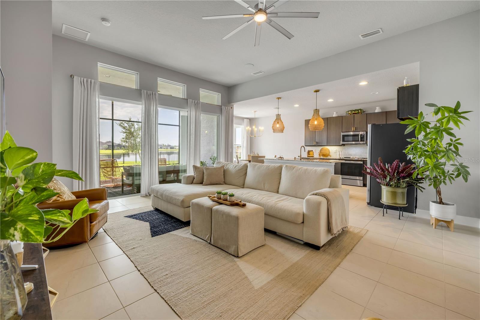 Image 12 of 63 For 195 Azure Mist Way