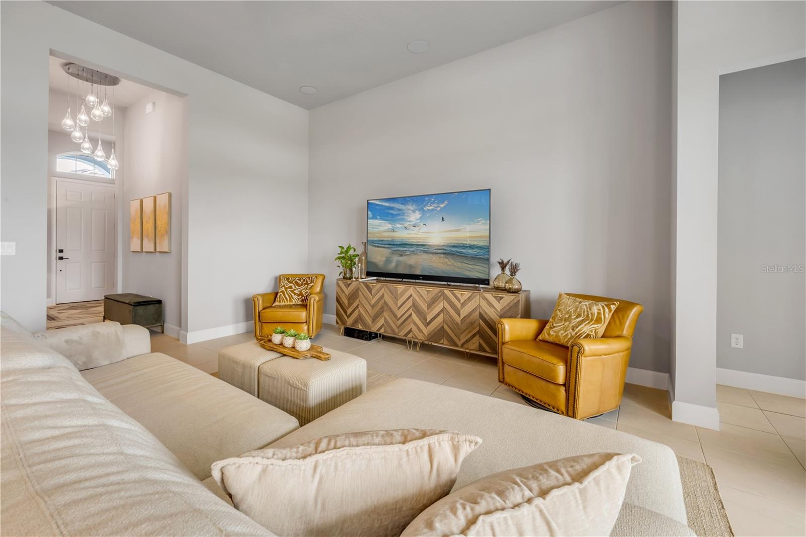 Image 16 of 63 For 195 Azure Mist Way