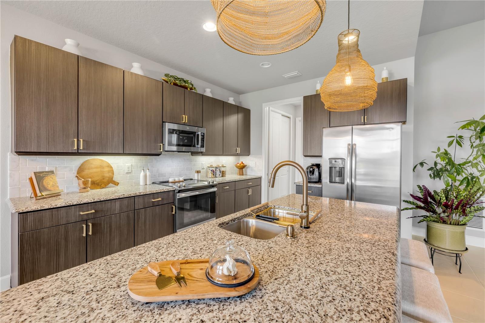 Image 20 of 63 For 195 Azure Mist Way