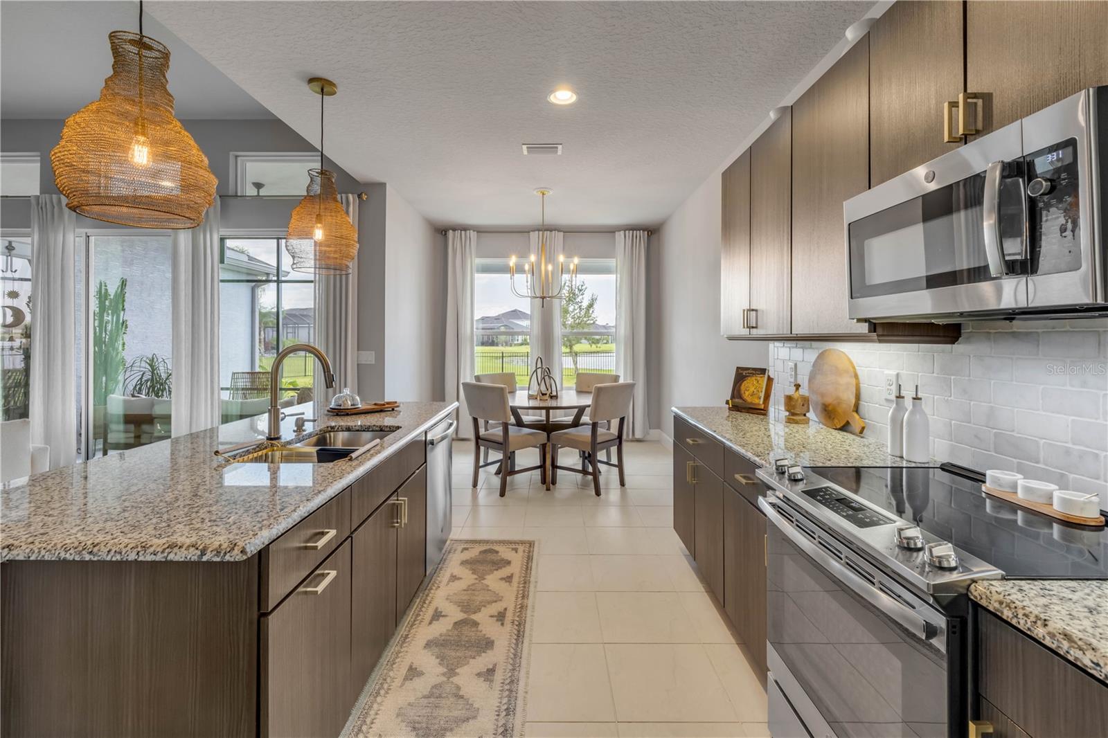 Image 25 of 63 For 195 Azure Mist Way