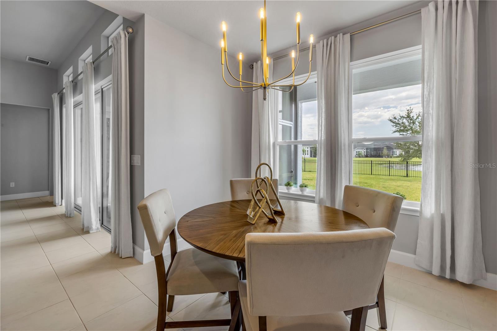 Image 27 of 63 For 195 Azure Mist Way