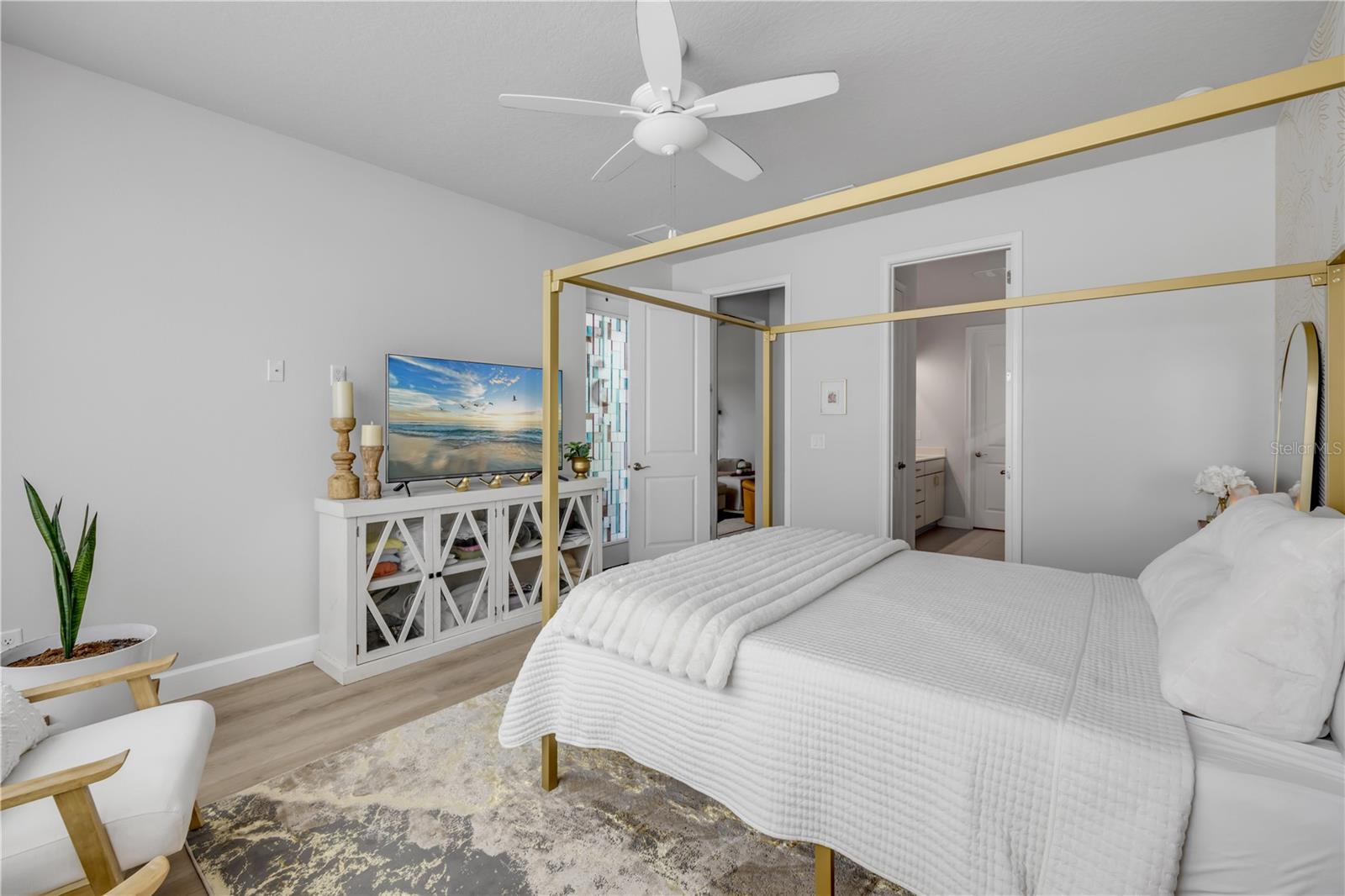 Image 33 of 63 For 195 Azure Mist Way