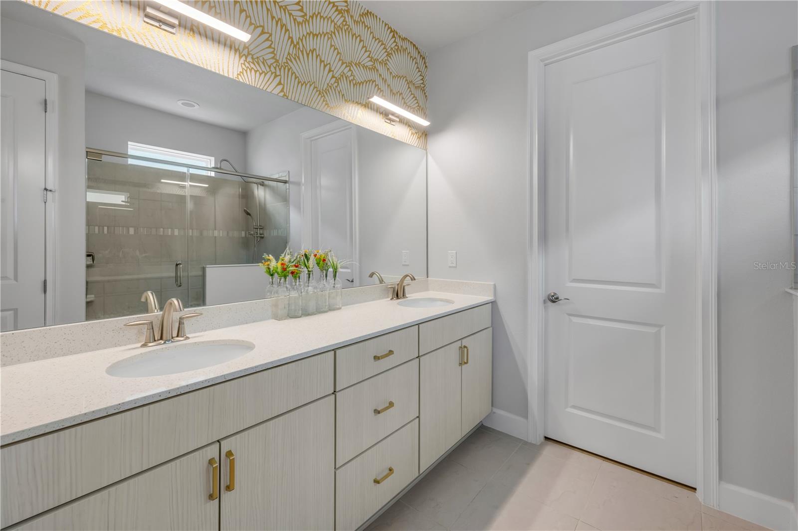 Image 35 of 63 For 195 Azure Mist Way