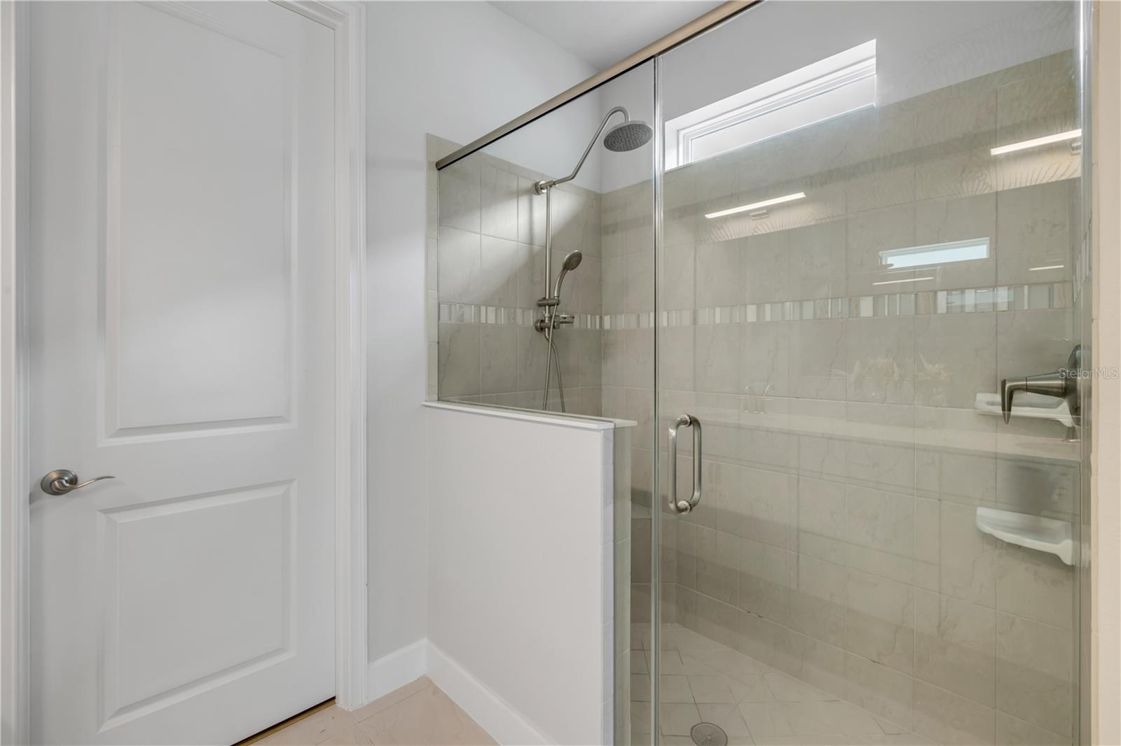 Image 36 of 63 For 195 Azure Mist Way