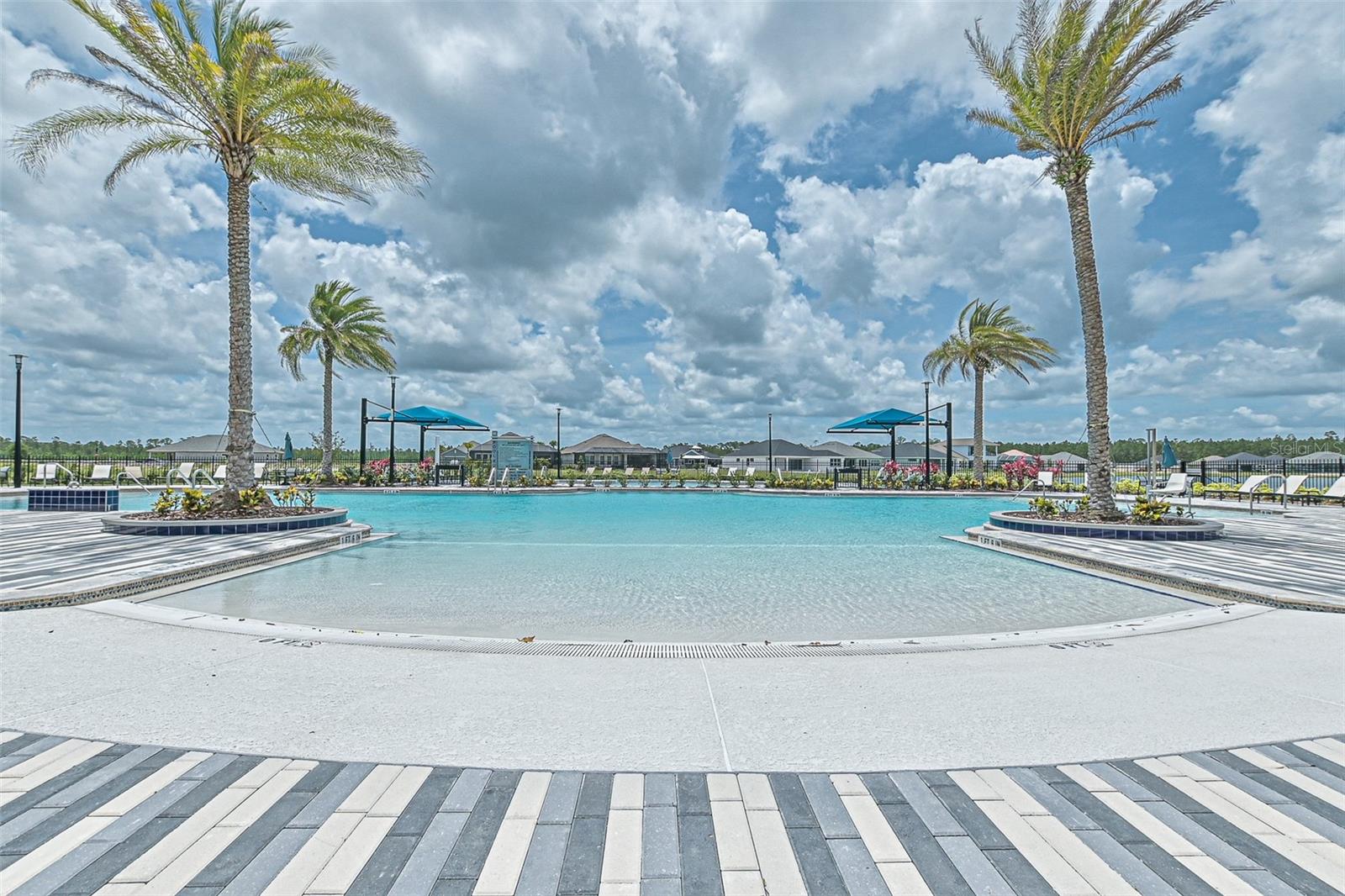 Image 5 of 63 For 195 Azure Mist Way