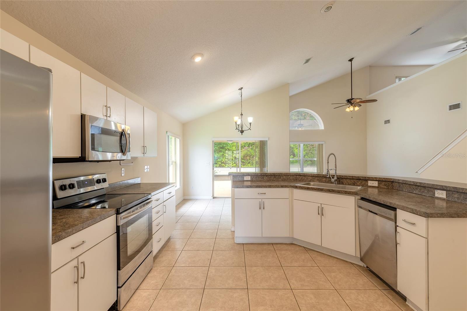 Image 6 of 38 For 5340 Plantation Home Way