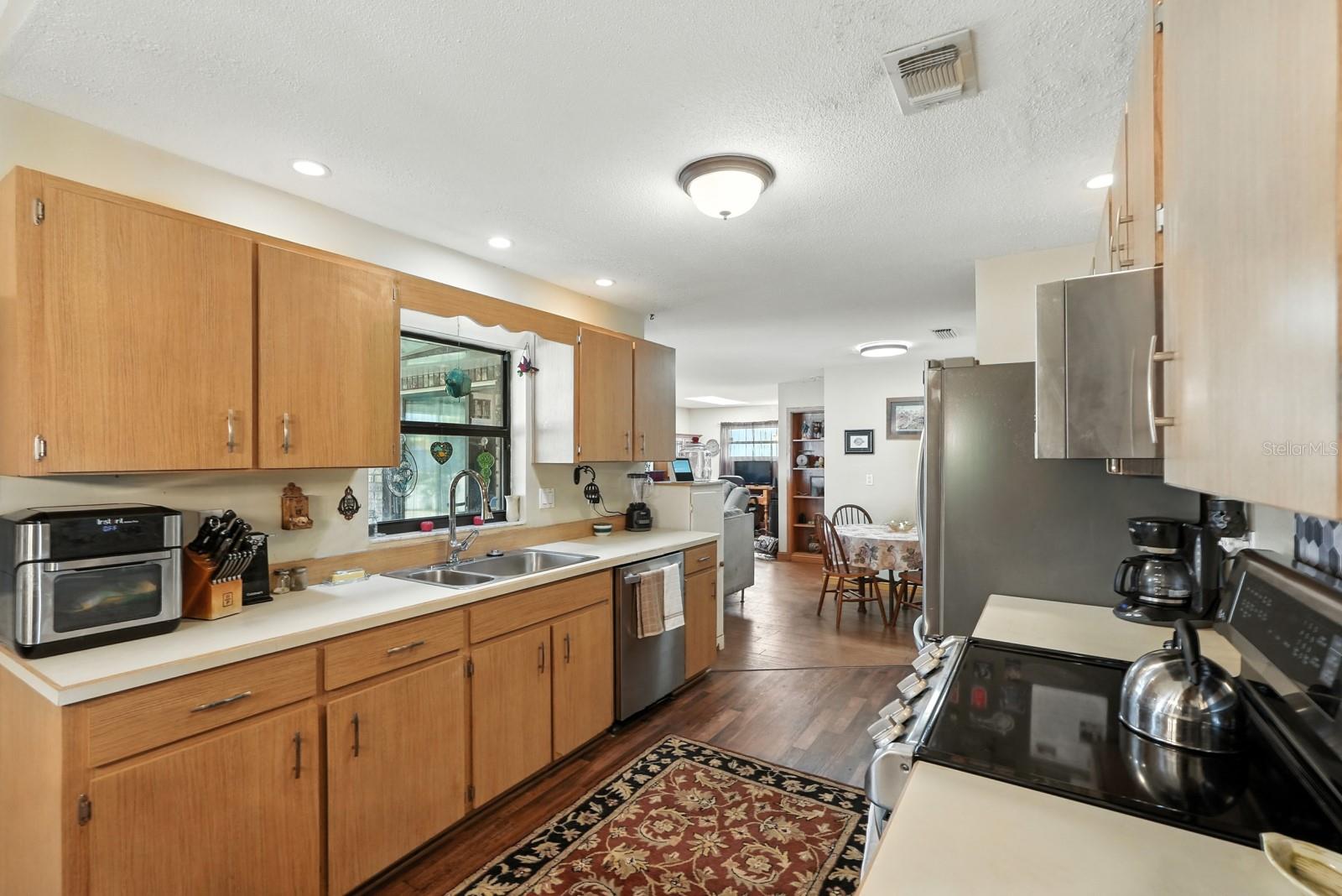 Image 17 of 55 For 3013 Anchor Drive